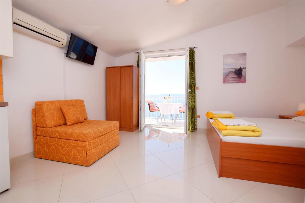 Apartments Dubravka Pisak Exterior photo