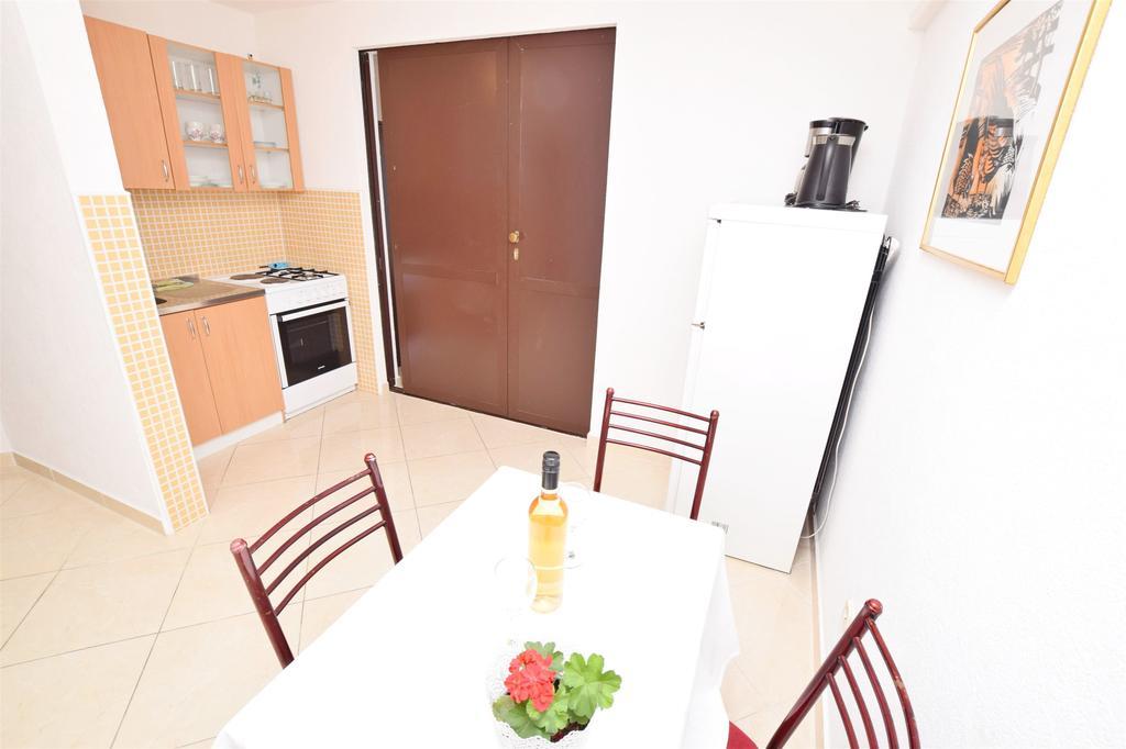 Apartments Dubravka Pisak Exterior photo