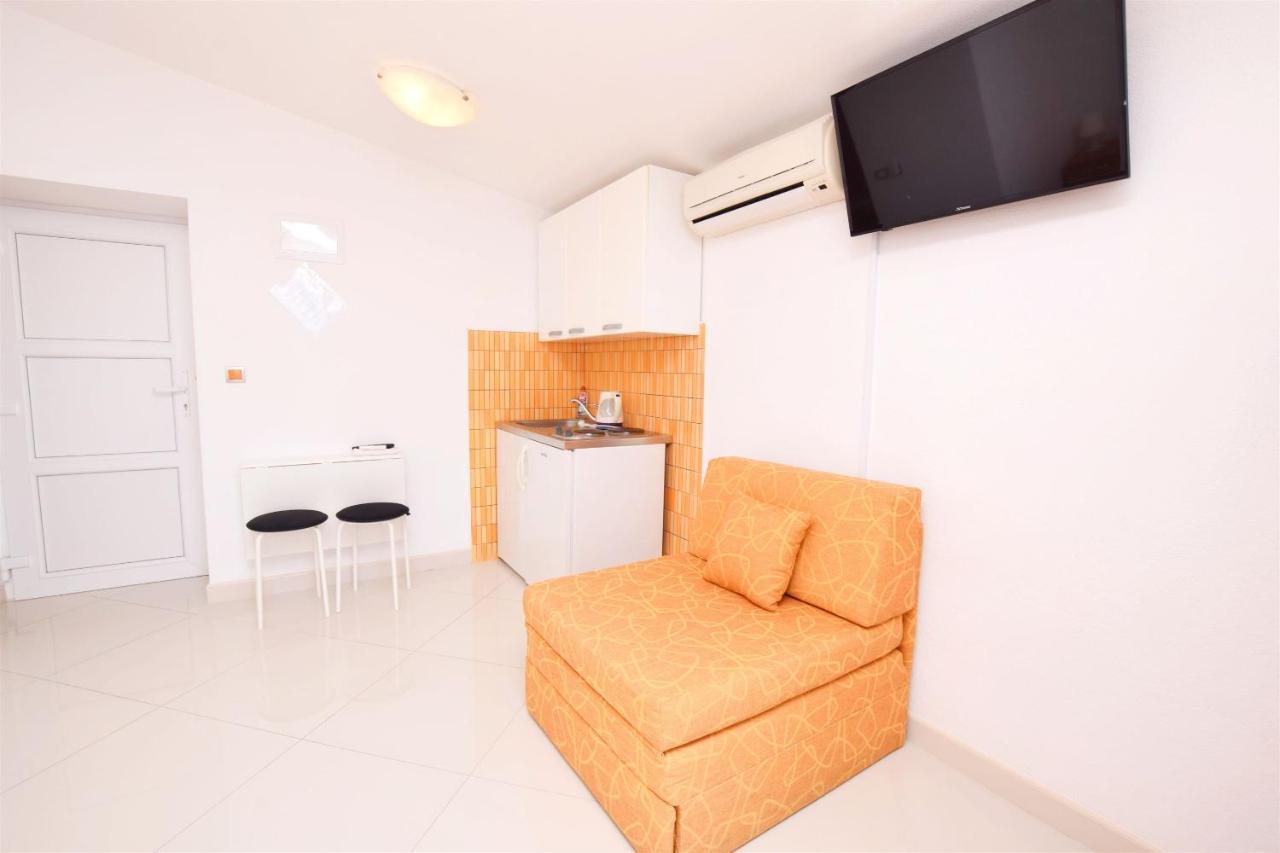 Apartments Dubravka Pisak Exterior photo